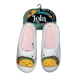 F005: [6.5, 7, 7.5] Smiling Taco - Slippers